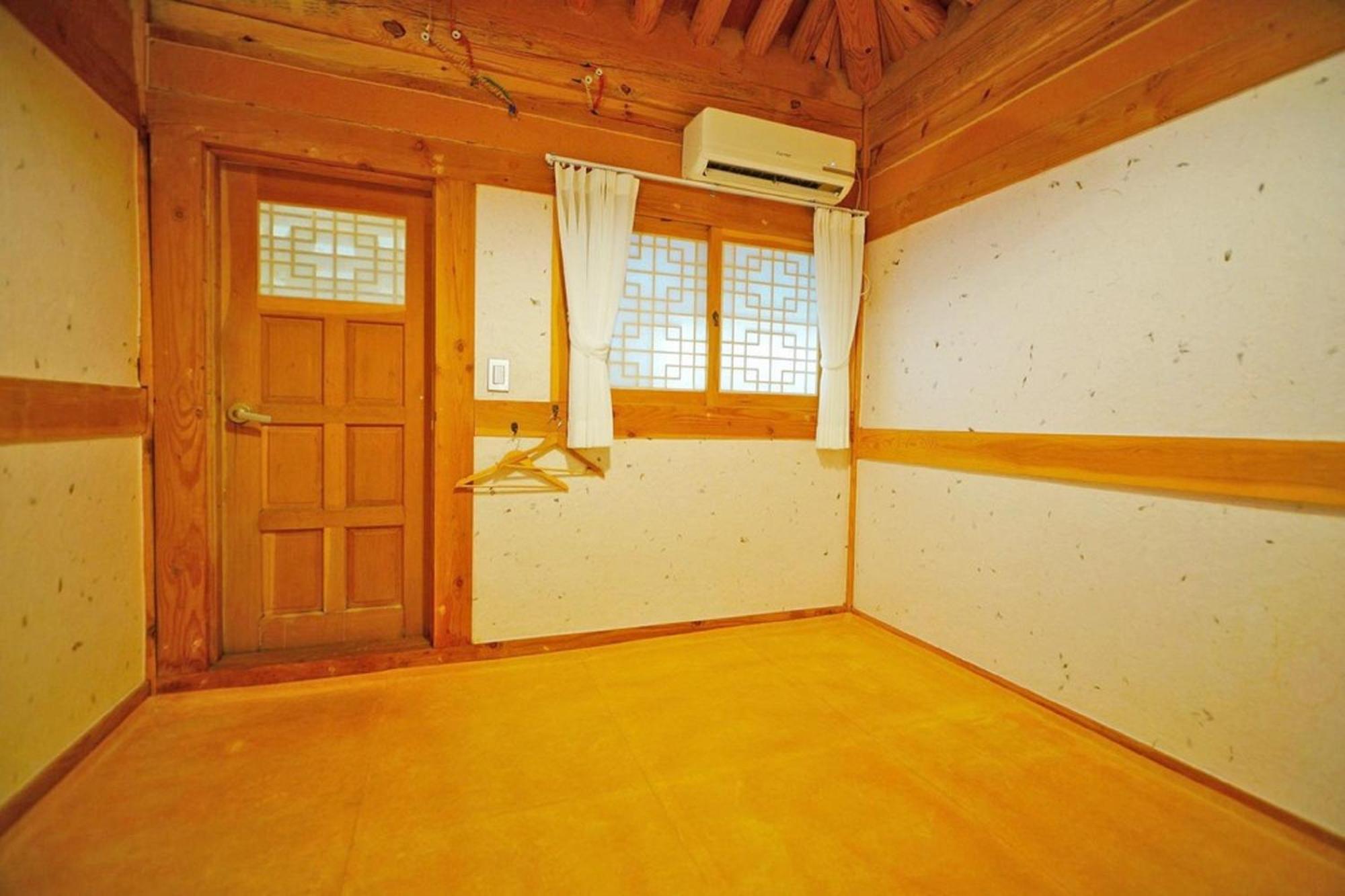 Hanok Gotaek Goeul Jeonju Exterior photo