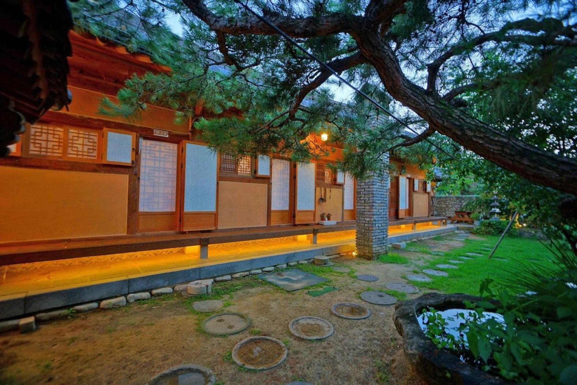 Hanok Gotaek Goeul Jeonju Exterior photo