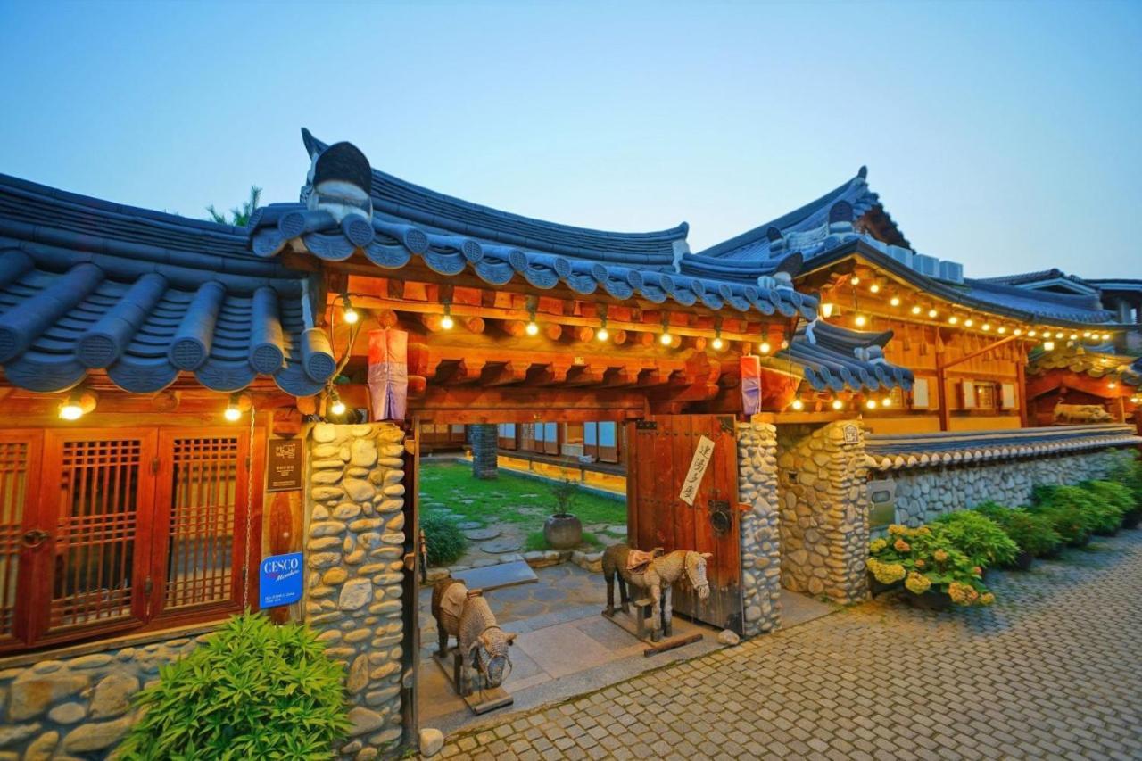 Hanok Gotaek Goeul Jeonju Exterior photo
